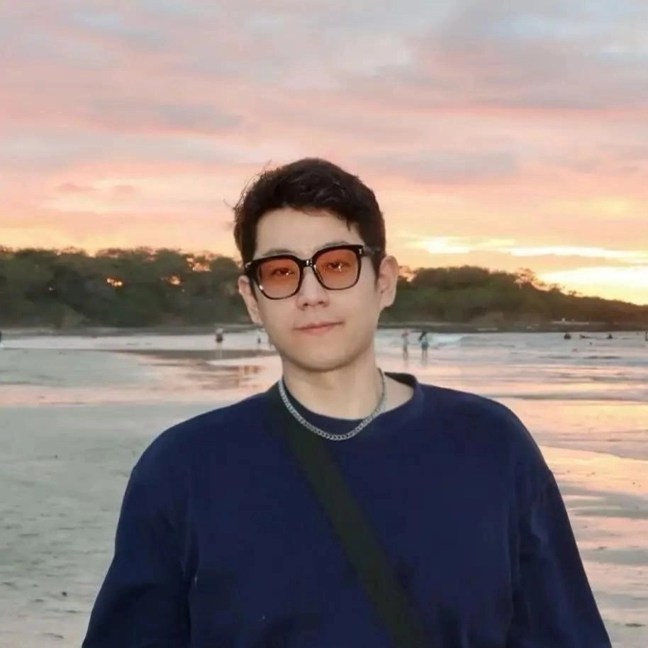 Johnson Jiang's avatar